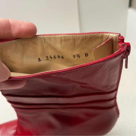 ❤️ Sunning Stuart Weitzman Red Leather Pointy Toe Boots - Picture 4 of 8